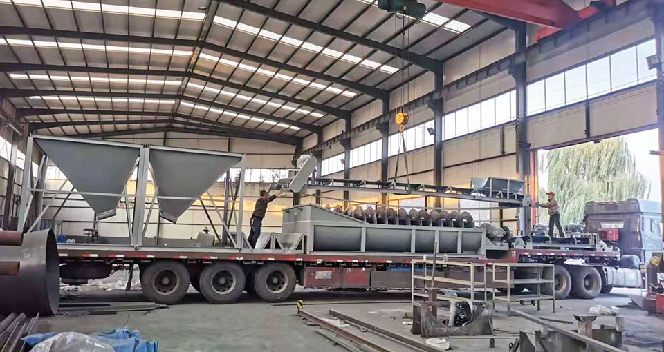  螺旋洗石機(jī)發(fā)貨現(xiàn)場